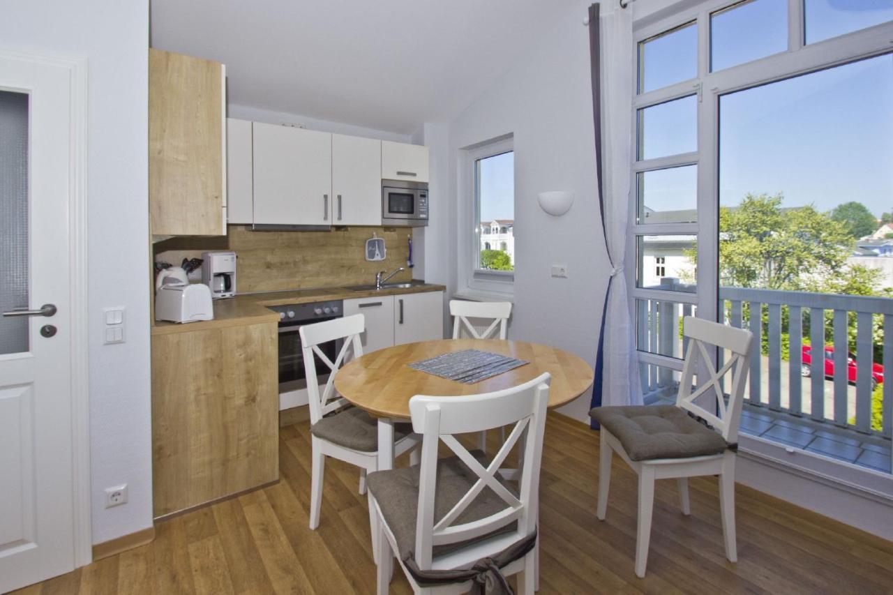 Mit Meerblick Und Balkon, Gratis Nutzung Vom Ahoi Erlebnisbad Und Sauna In Sellin - Meeresblick Fewo 48 Goehren (Ruegen) Exterior foto